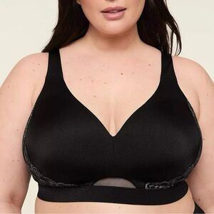 Cacique 48F Plus Size Comfort Bliss Lightly Lined No-Wire Bra Black w/ Lace